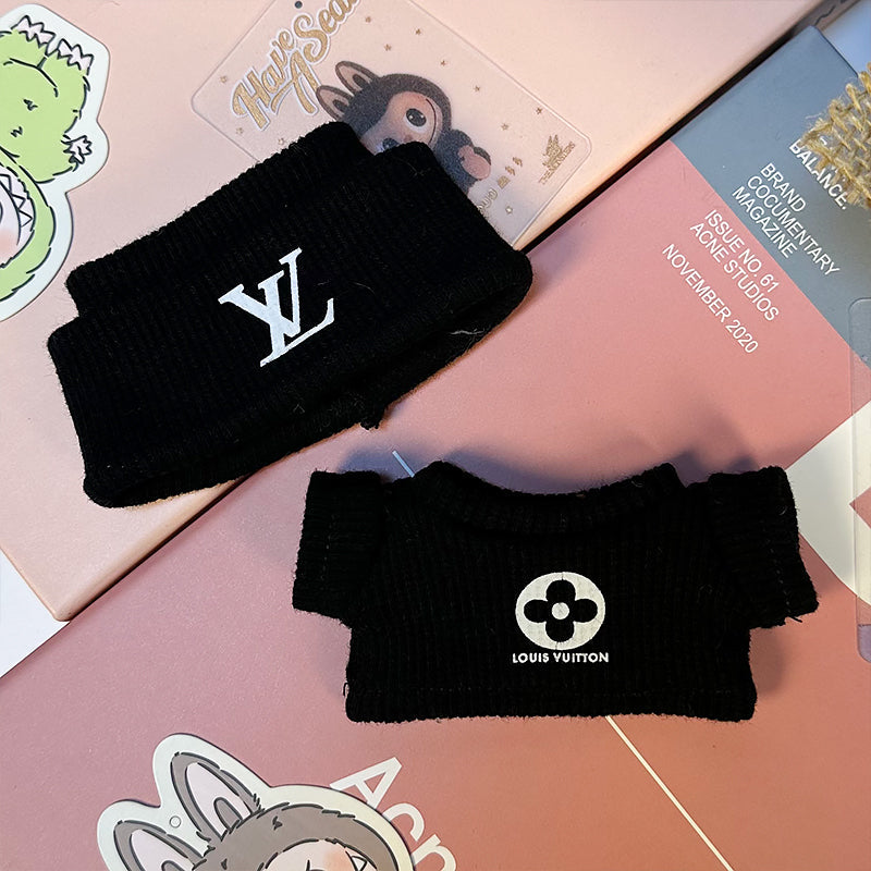Labubu Outfit – “LV Noir Monogram Knit Set” (Fits 17cm Labubu Macron / Have a Seat / Big into Energy)